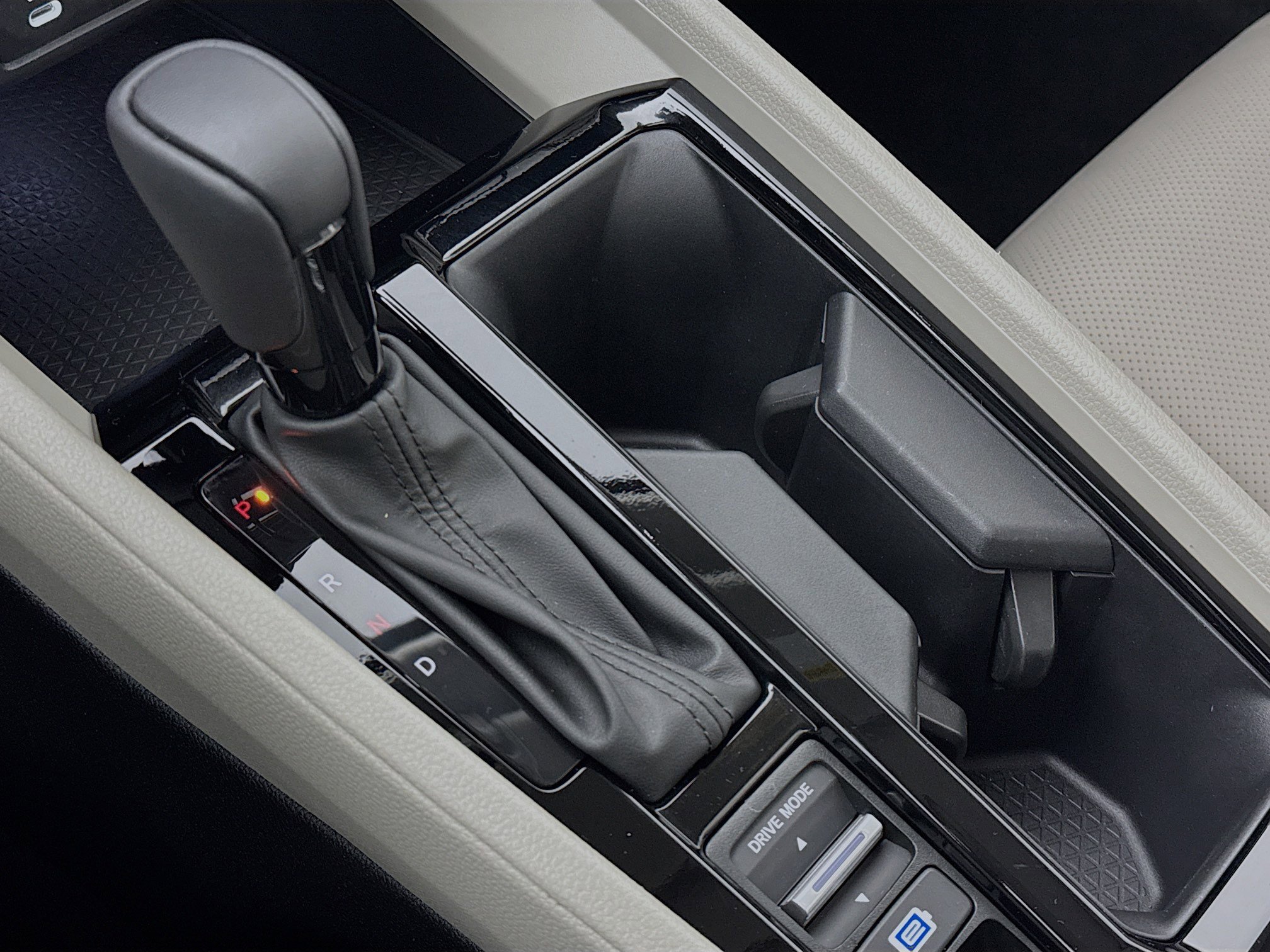 Certified 2024 Honda Accord EX-L image 16