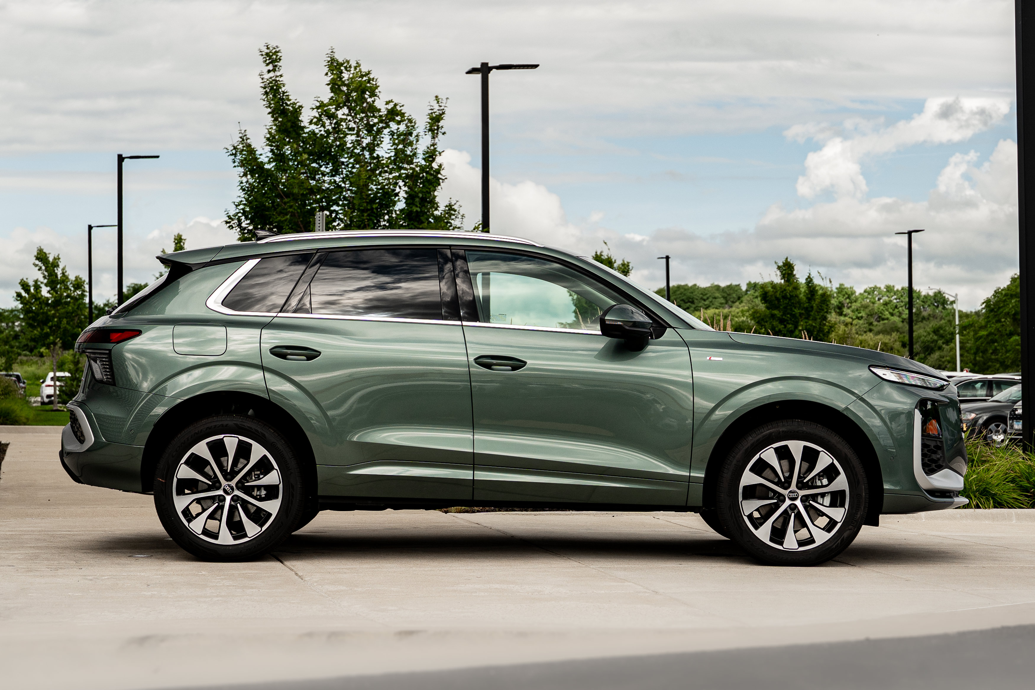 New 2026 Audi Q3 quattro 2.0T AWD/4WD image 3