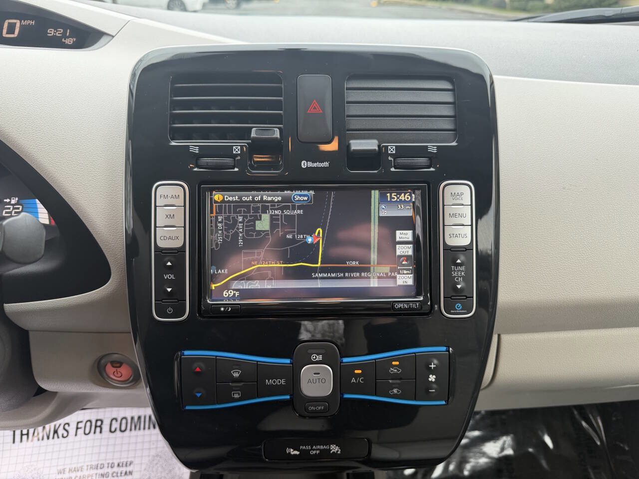 Used 2012 Nissan Leaf SL image 19