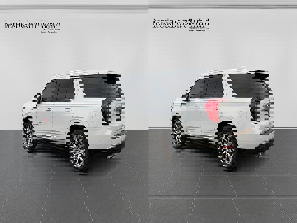 Used 2023 GMC Yukon Denali w/ Advanced Technology Package image 5