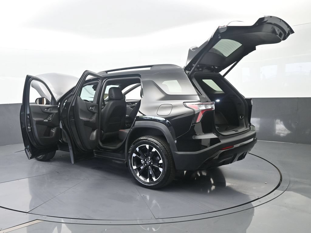 Used 2025 Chevrolet Equinox RS FWD image 75