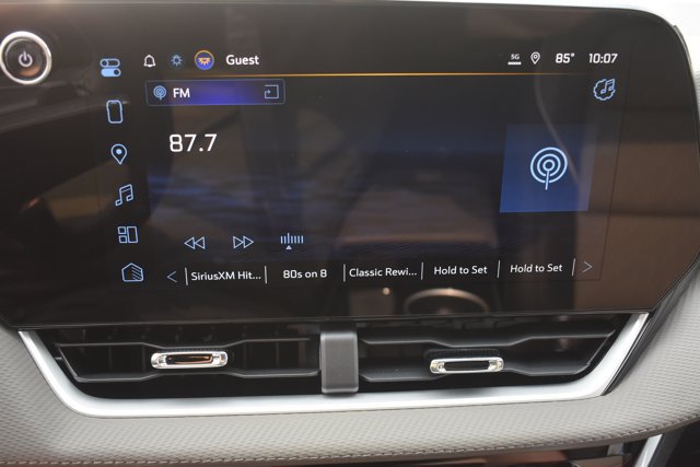 New 2027 Chevrolet Equinox LT w/ Convenience Package II FWD image 21