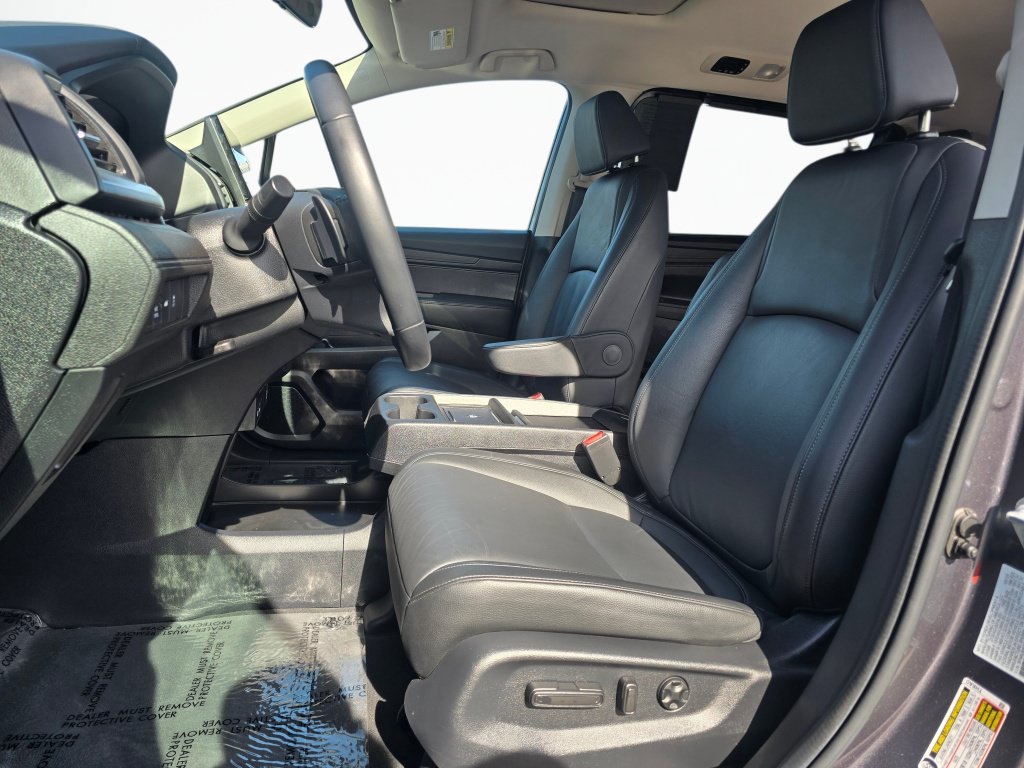 Used 2025 Honda Odyssey EX-L image 12
