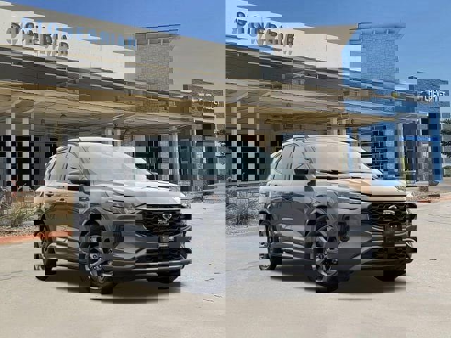 Used 2023 Ford Escape ST-Line w/ Tech Pack #1 image 2