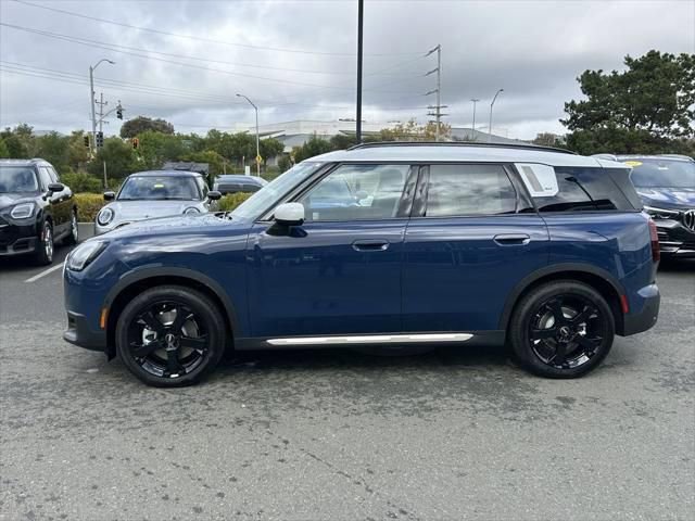 New 2025 MINI Cooper Countryman SE w/ Comfort Package Max image 2