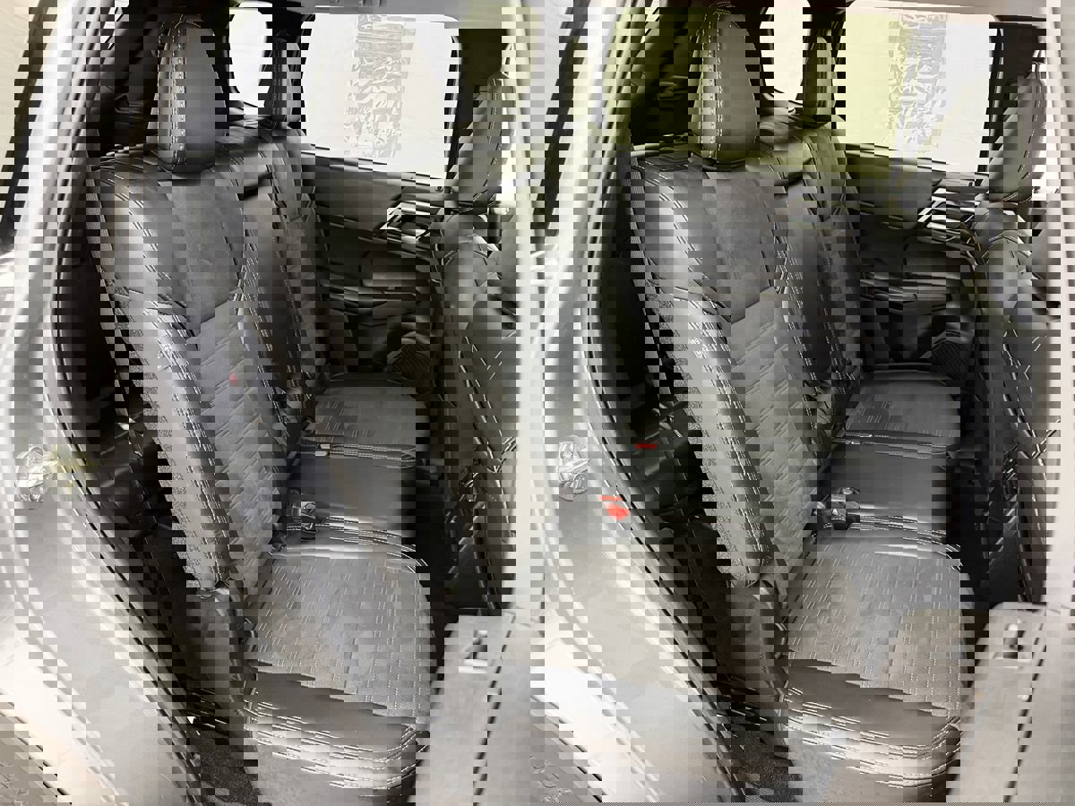 Used 2024 Mitsubishi Outlander SE Black Edition image 34