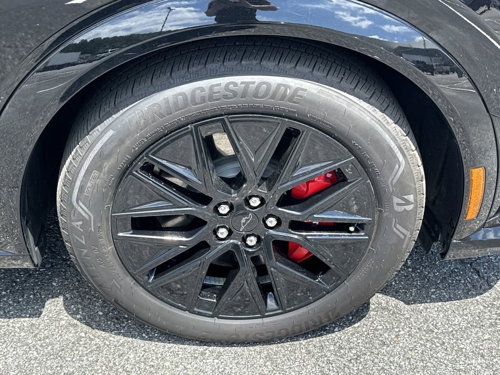 Used 2025 Ford Mustang Mach-E Premium w/ Sport Appearance Package AWD/4WD image 12
