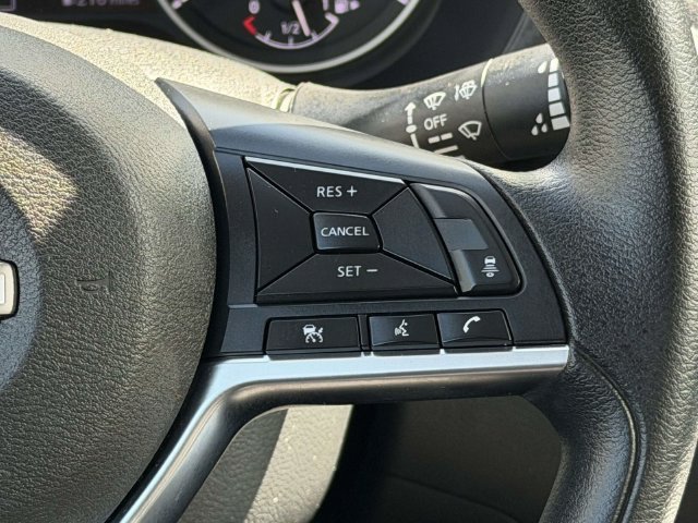 Used 2024 Nissan Sentra SV FWD image 23