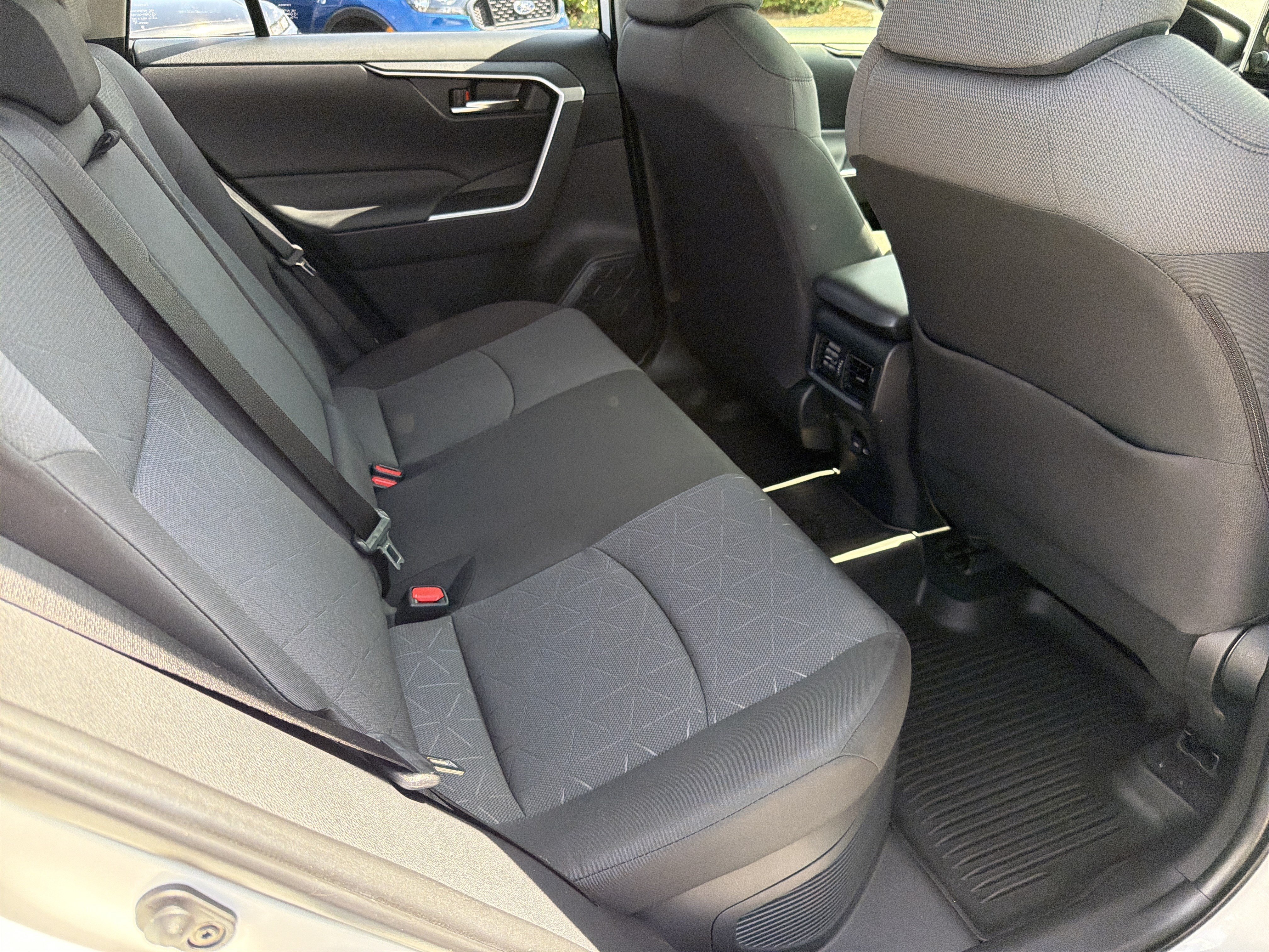 Certified 2024 Toyota RAV4 XLE AWD/4WD image 25
