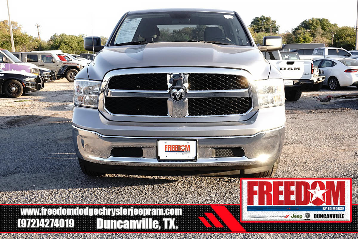 Used 2024 RAM 1500 Classic SLT AWD/4WD image 7