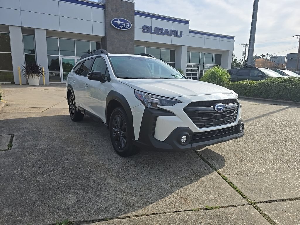 Used 2025 Subaru Outback Onyx Edition AWD/4WD image 38