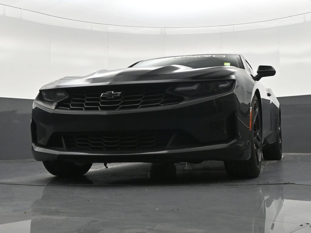 Used 2020 Chevrolet Camaro LT RWD image 30