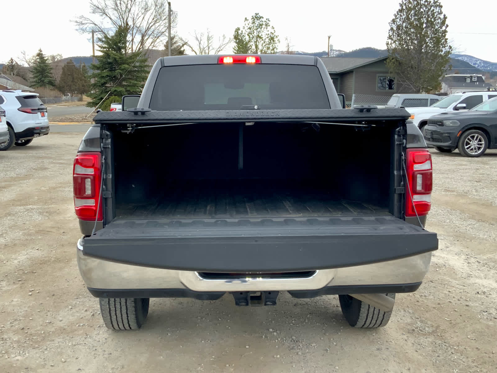 Used 2024 RAM 2500 Tradesman w/ Chrome Appearance Group image 16