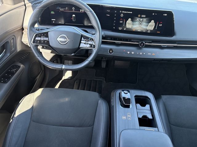 Used 2024 Nissan Ariya AWD image 25