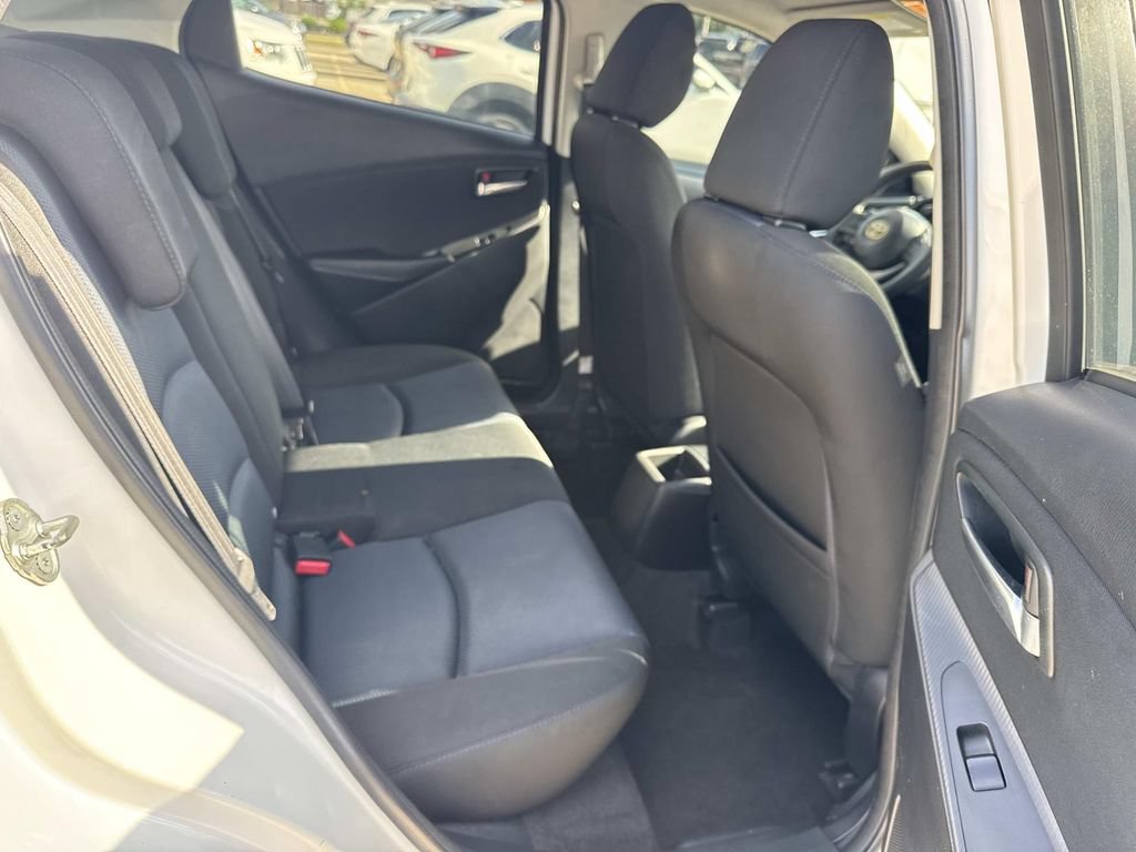 Used 2018 Toyota Yaris iA FWD image 9