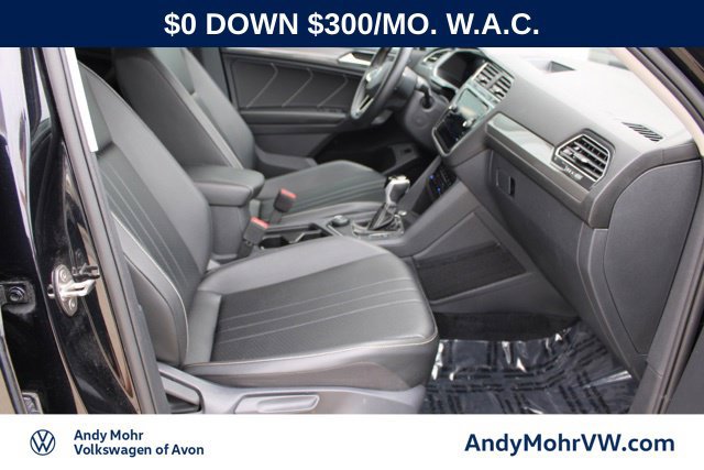 Used 2024 Volkswagen Tiguan SE AWD/4WD image 20