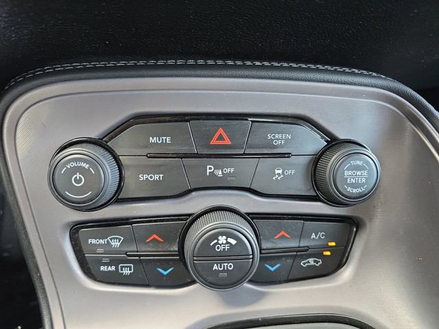 Used 2023 Dodge Challenger GT image 4