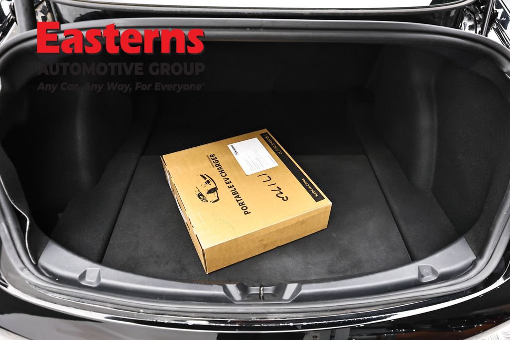 Used 2023 Tesla Model 3 Standard Range RWD image 9