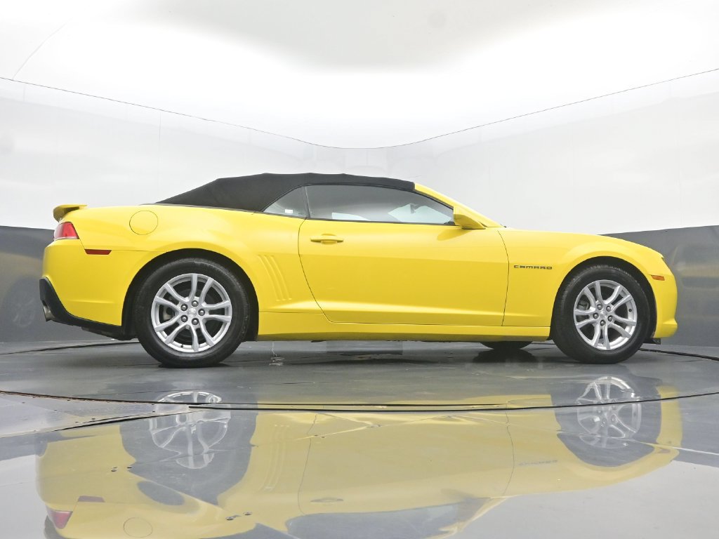 Used 2015 Chevrolet Camaro LT RWD image 53
