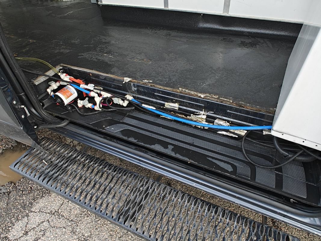 Used 2019 Mercedes-Benz Sprinter 170 image 42