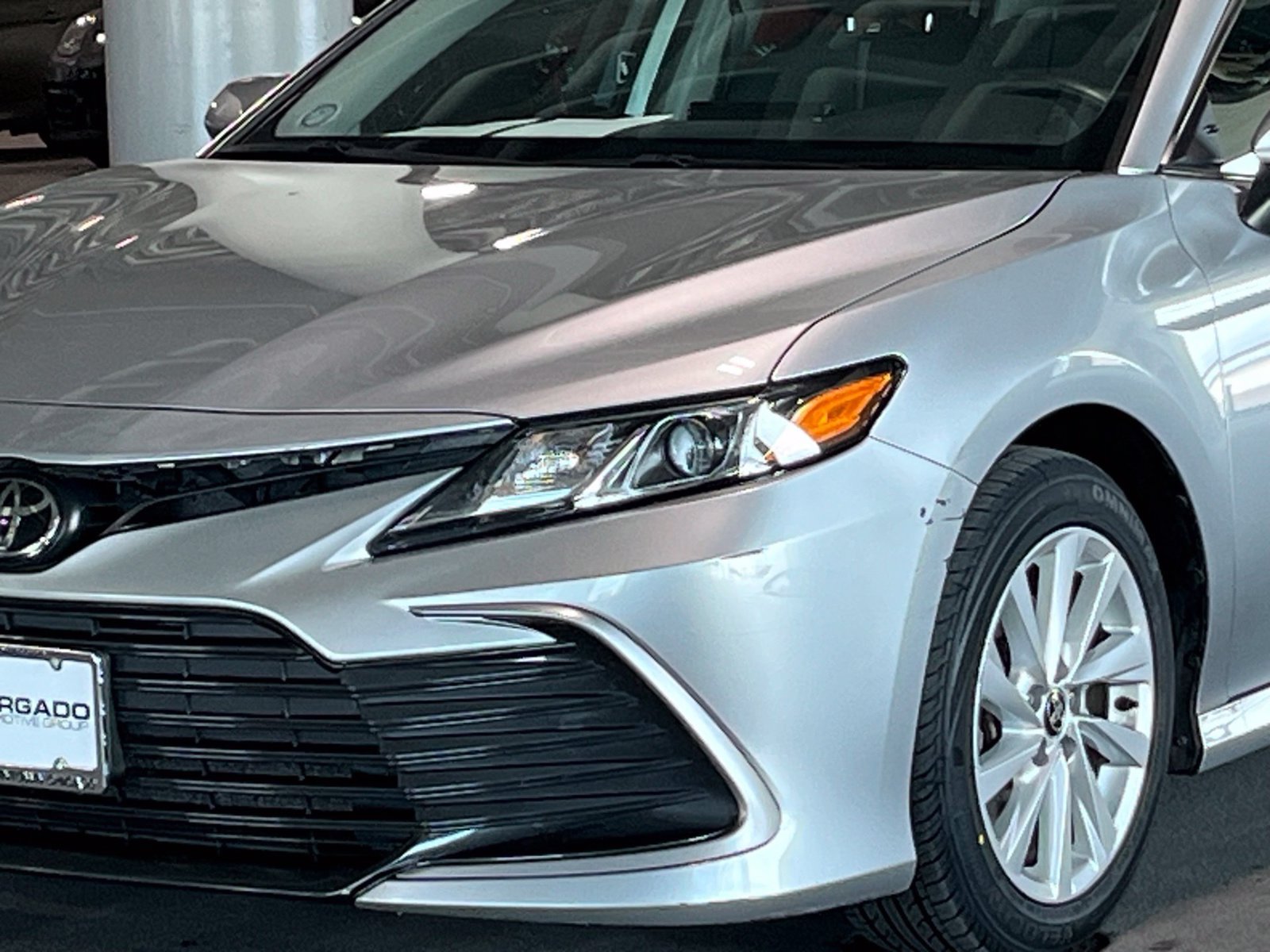 Used 2022 Toyota Camry LE FWD image 5