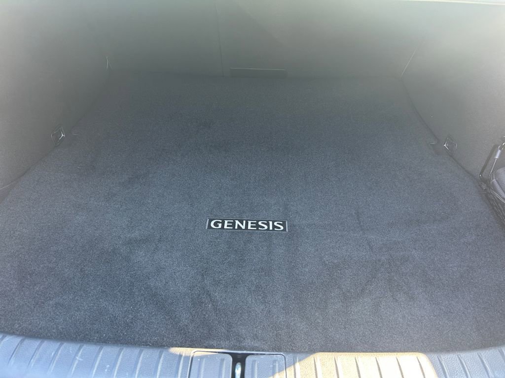 Used 2026 Genesis G70 2.5T image 18