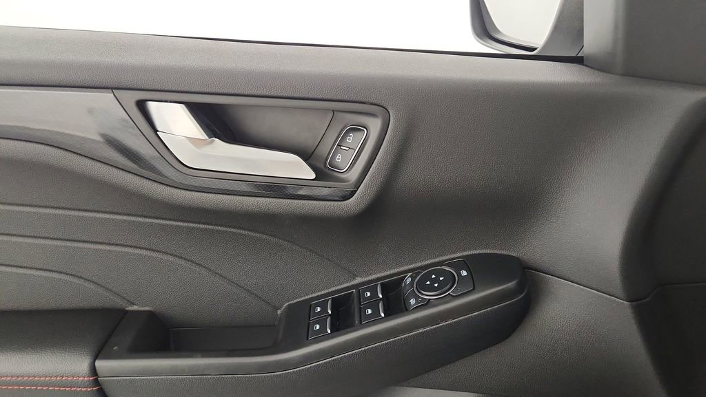 New 2026 Ford Escape ST-Line Select w/ Tech Pack #1 AWD/4WD image 16