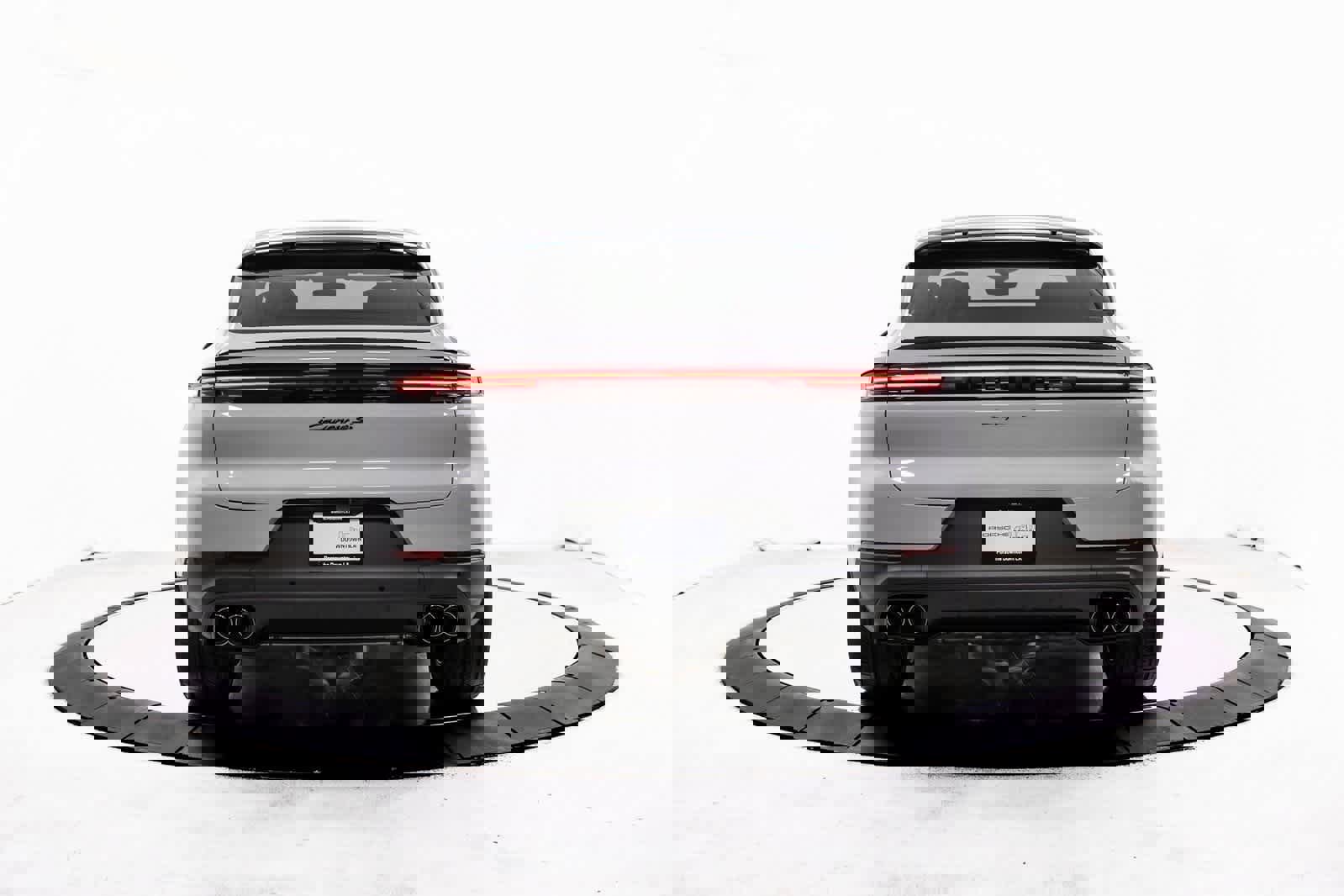 New 2026 Porsche Cayenne S image 6