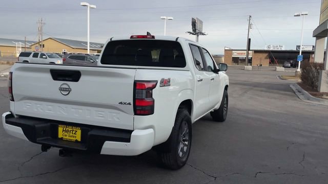 Used 2025 Nissan Frontier SV image 9