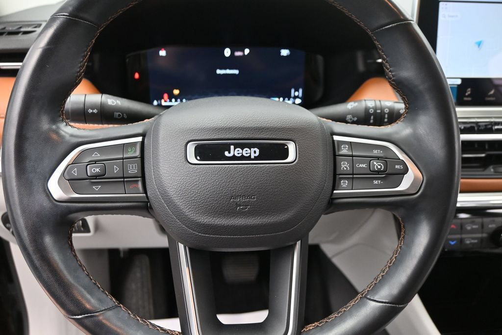 Used 2022 Jeep Compass Limited w/ Elite Group AWD/4WD image 30