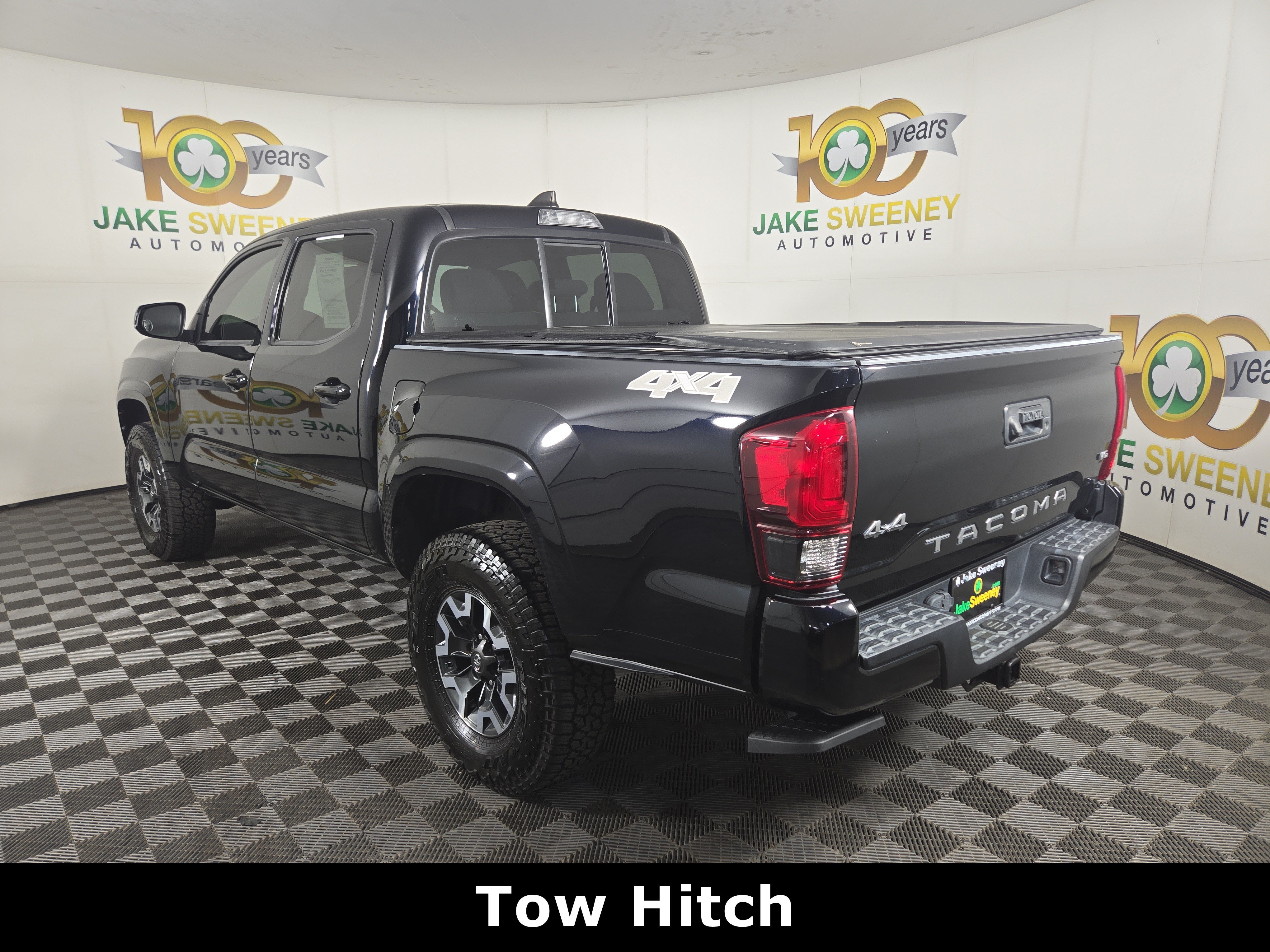 Used 2020 Toyota Tacoma SR AWD/4WD image 6