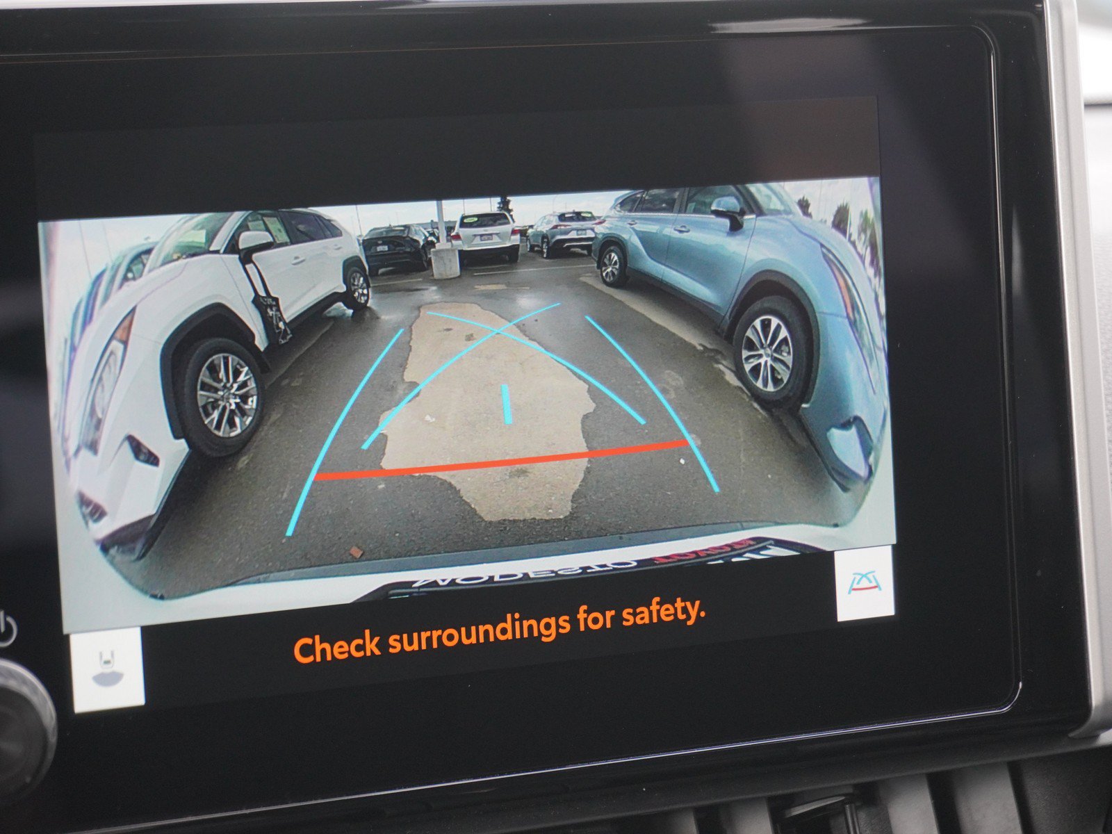 Used 2024 Toyota RAV4 LE AWD/4WD image 24