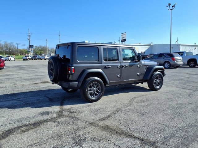 Used 2025 Jeep Wrangler Sport S image 19