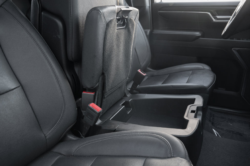Used 2024 GMC Sierra 1500 SLT AWD/4WD image 42