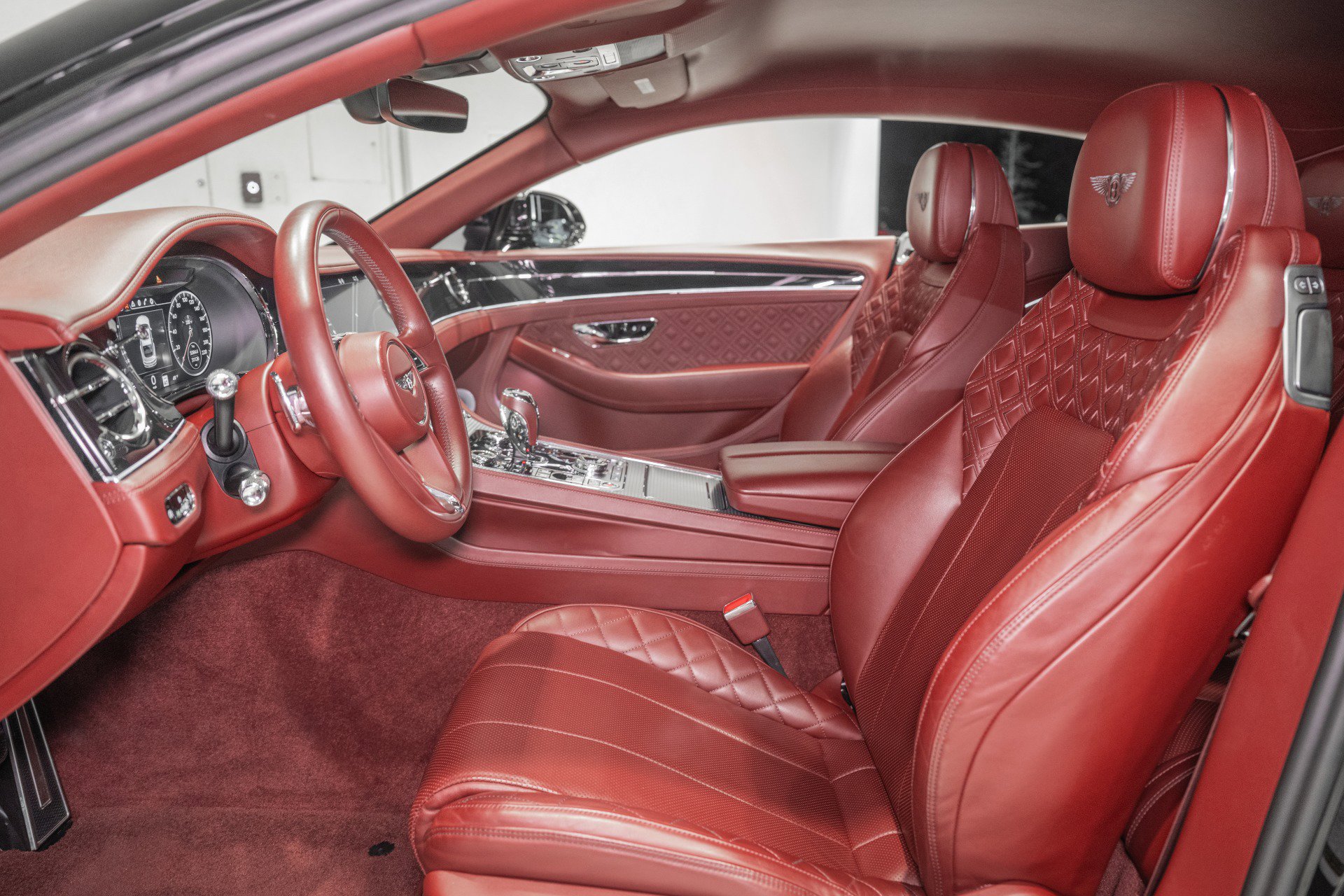 Used 2020 Bentley Continental GT V8 image 2