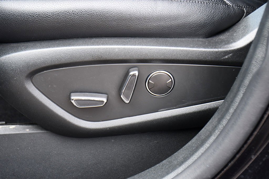 Used 2022 Lincoln Nautilus AWD w/ Premium Package image 14