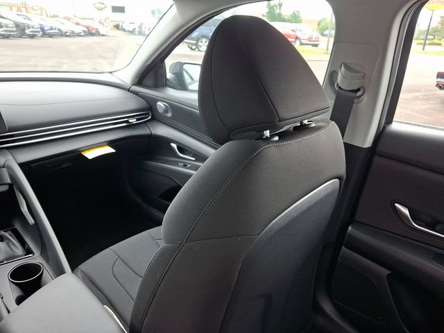 New 2026 Hyundai Elantra SE FWD image 11