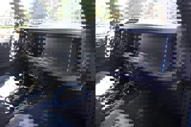 Used 2024 Ford Bronco Black Diamond image 18
