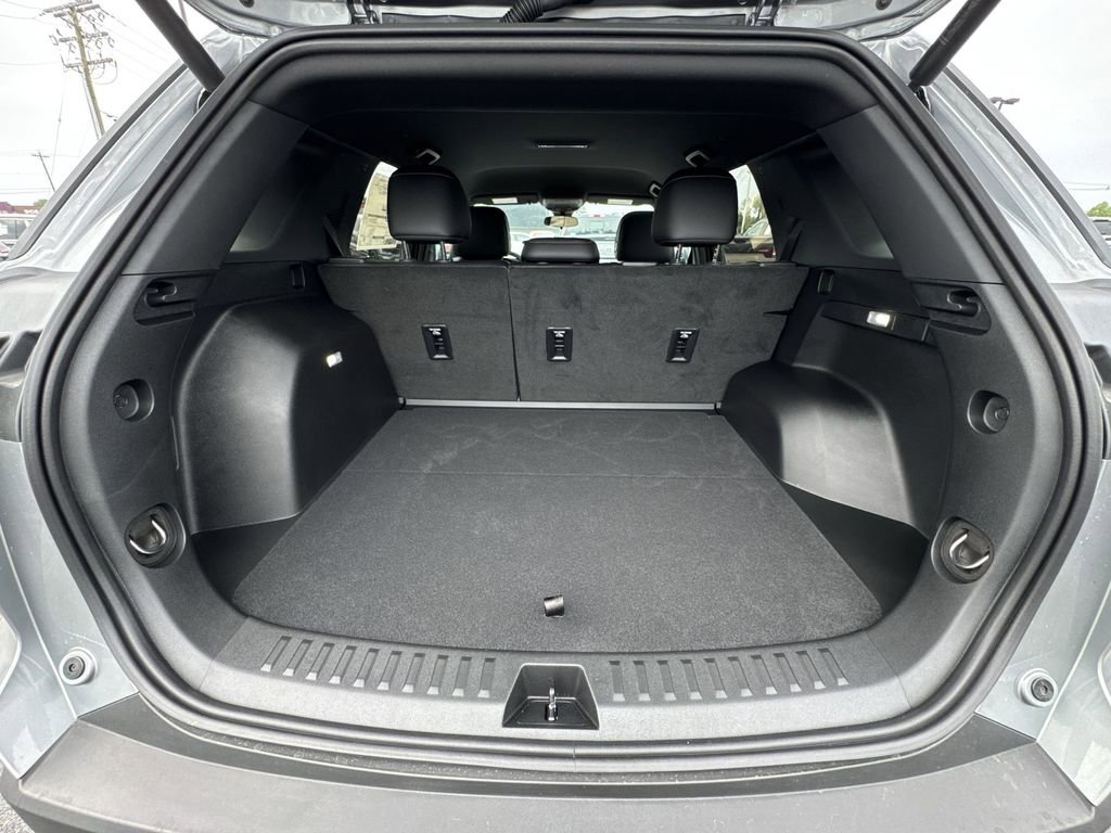 New 2026 Chevrolet Equinox ACTIV image 23