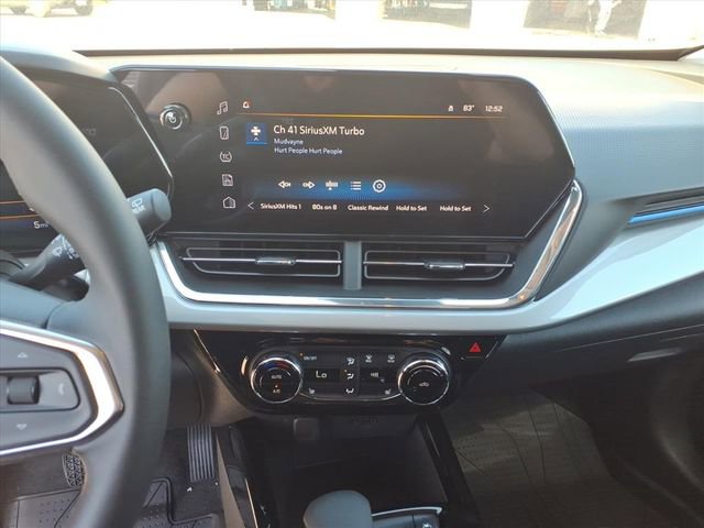 New 2026 Chevrolet Trax LT w/ Driver Confidence Package image 17