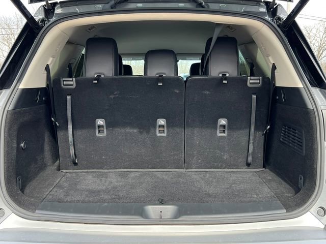 Used 2025 Nissan Pathfinder SL image 39