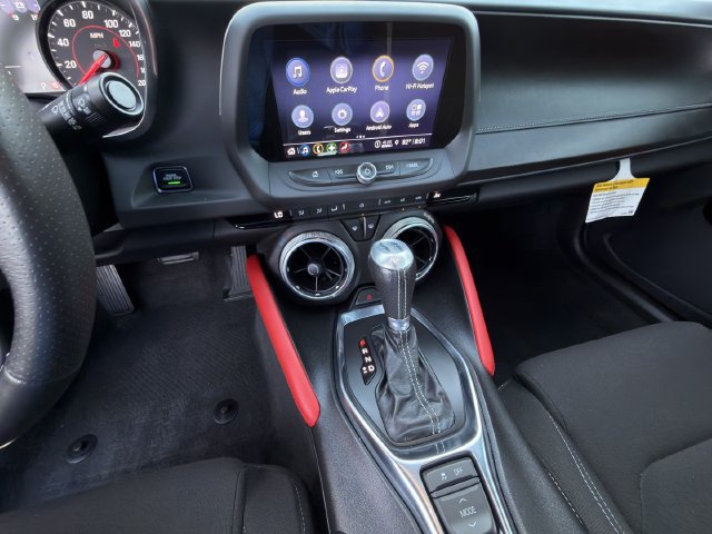 Certified 2022 Chevrolet Camaro SS RWD image 18