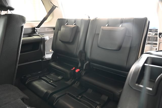 Used 2020 Toyota 4Runner Limited AWD/4WD image 13