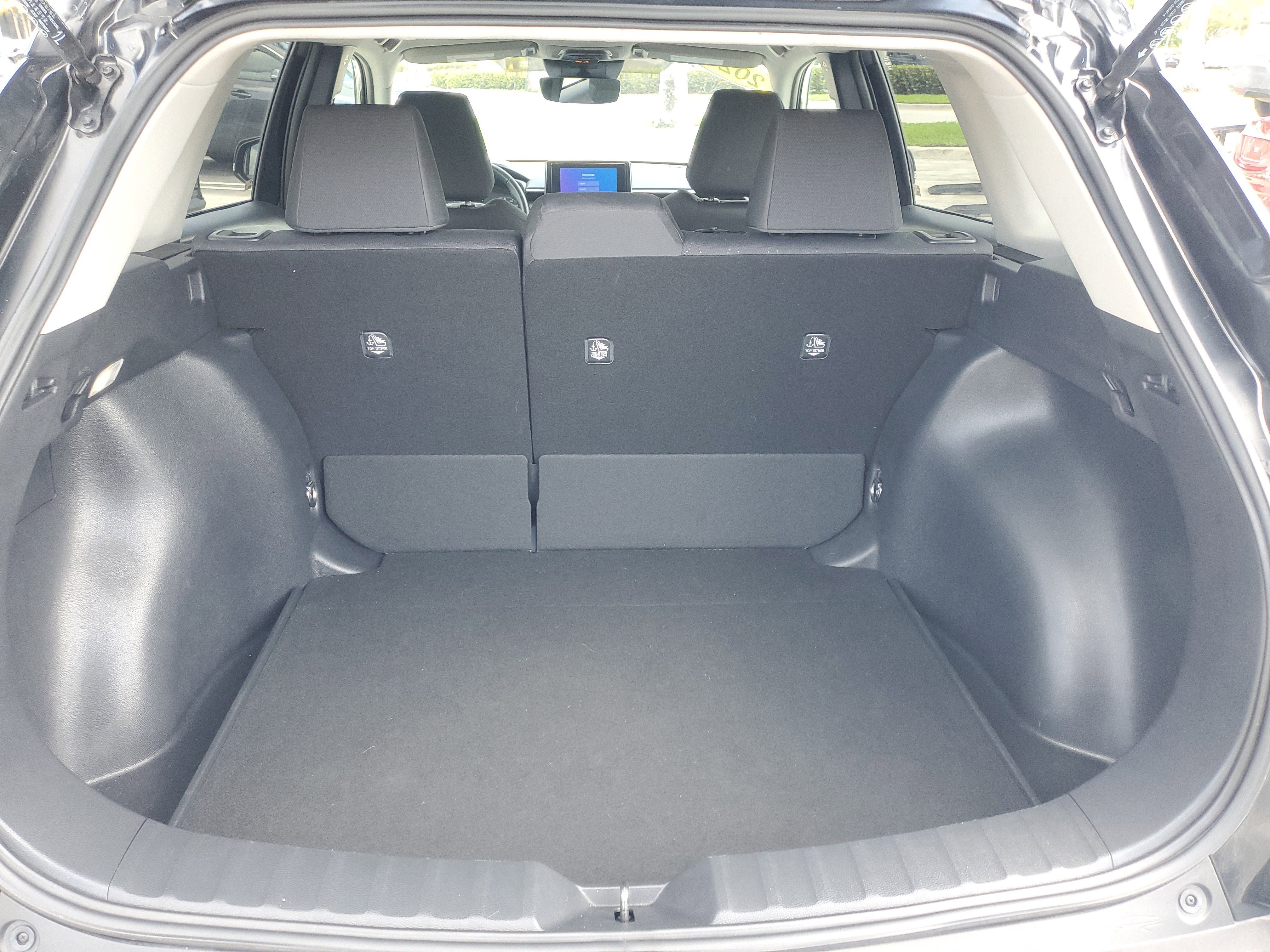Certified 2024 Toyota Corolla Cross LE FWD image 9