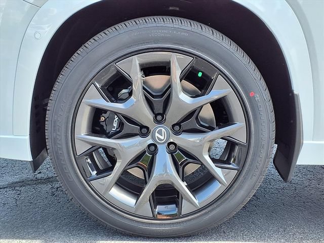 New 2026 Lexus TX 500h AWD image 11