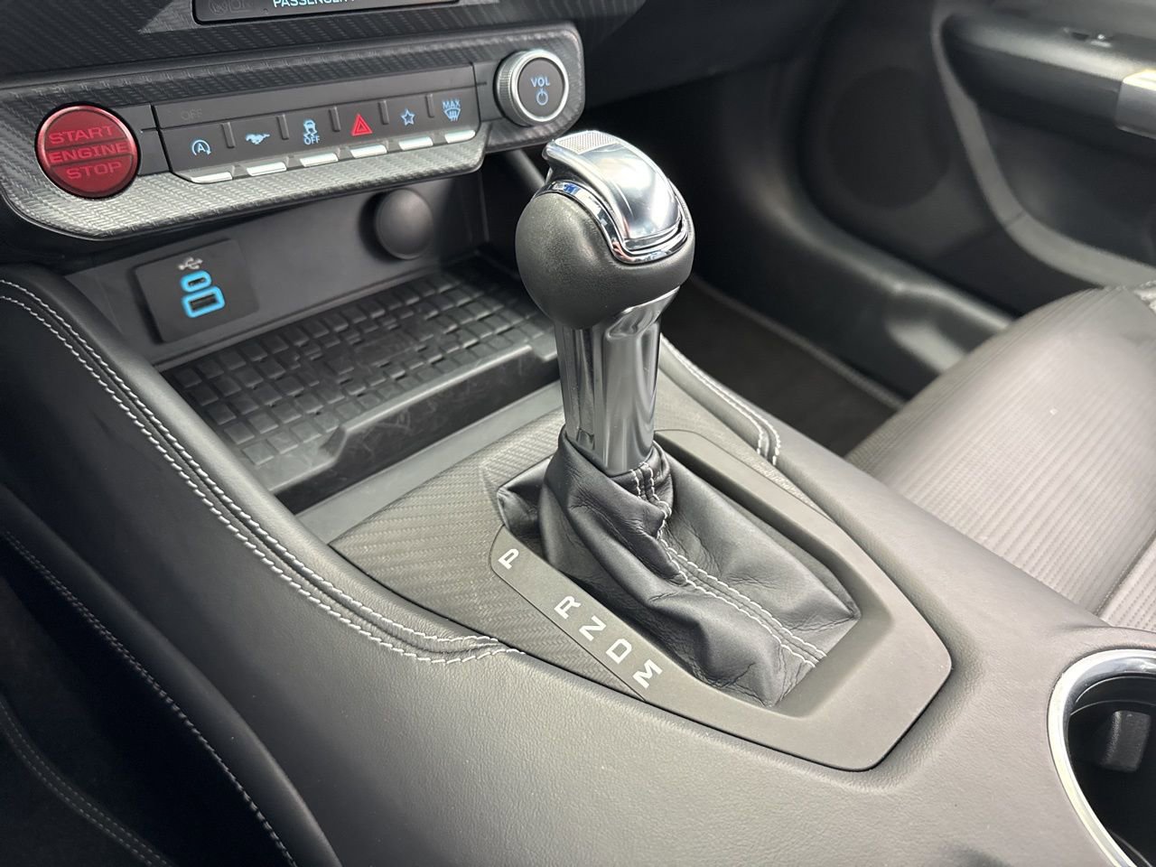 Used 2024 Ford Mustang GT Premium RWD image 27