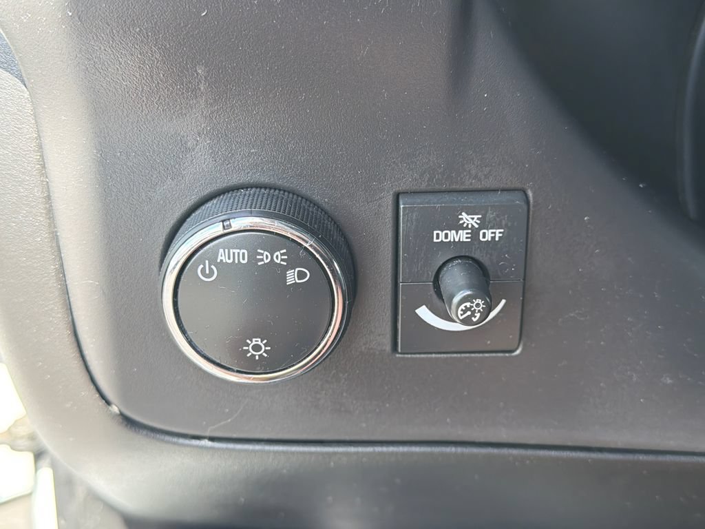 Used 2025 Chevrolet Express 2500 w/ Driver Convenience Package RWD image 13