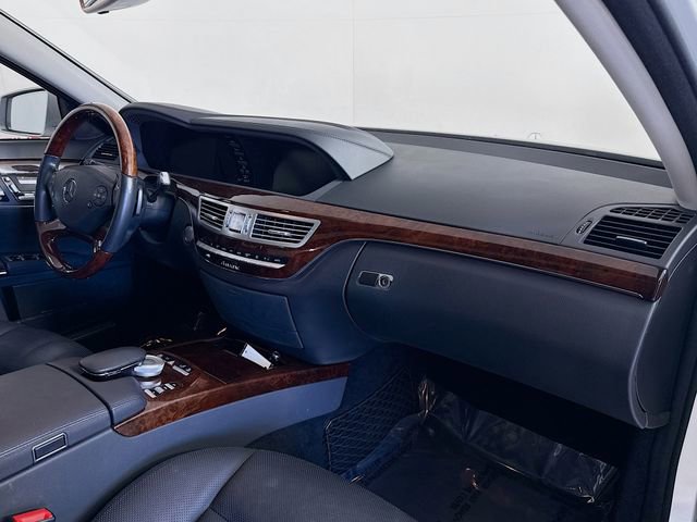 Used 2010 Mercedes-Benz S 550 4MATIC image 30