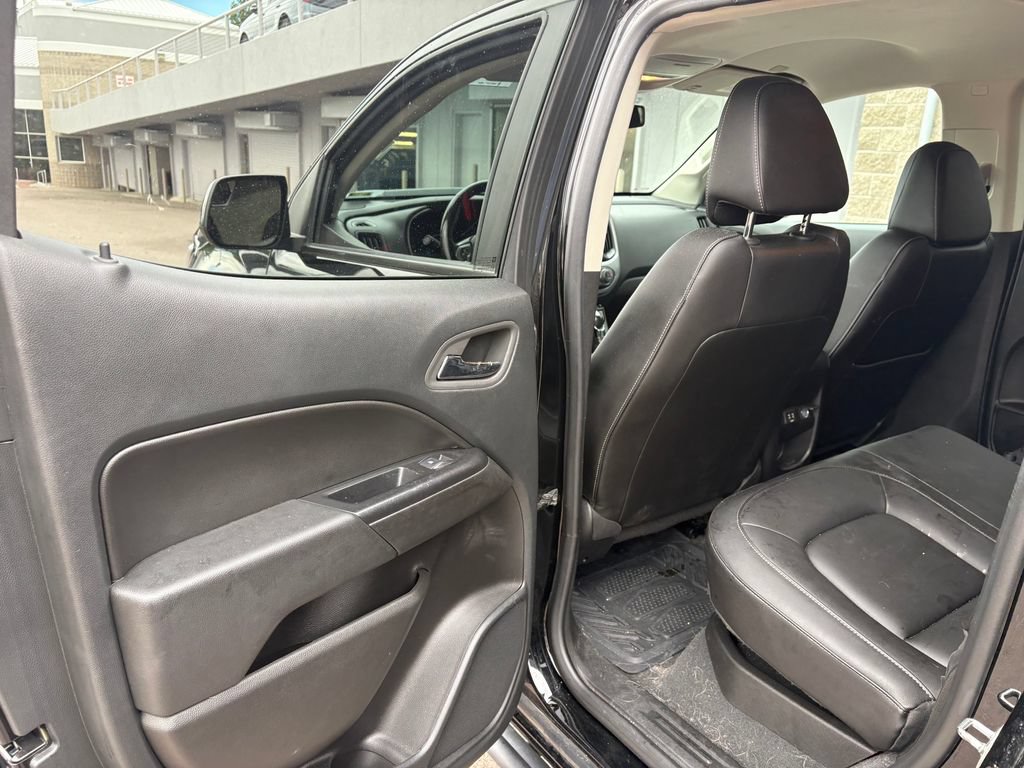 Used 2022 Chevrolet Colorado ZR2 w/ ZR2 Midnight Special Edition AWD/4WD image 25