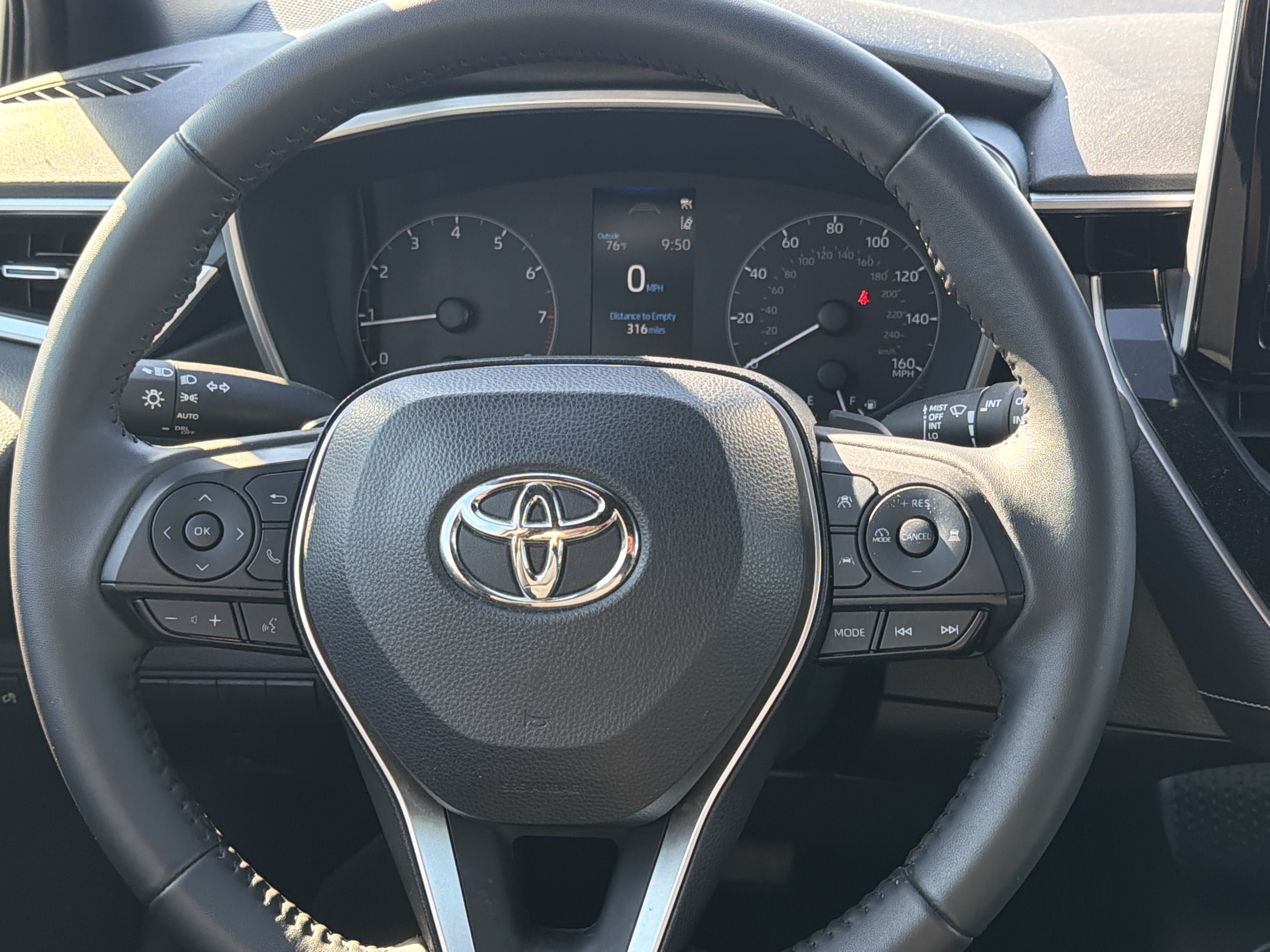 Used 2023 Toyota Corolla SE FWD image 10